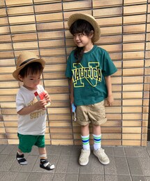 姉弟シミラー💚 | 目線が合わない2人👶👧(ポスター/アート)