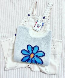 まのあちゃんママからの素敵なプレゼント🎁 | きょうサンタ🎅からのクリスマスプレゼントのZOZOポイントの一部使ってレンレンにもリンクコーデの服をプレゼントしてくれたよ🎁かえって申し訳なかったけど、お気遣い嬉しい🥹💕(その他)