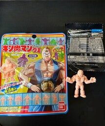 うさこのスウィーツ同盟会😋 | 実はレンレン👦🏻キン肉マンも好き🤭キン肉マングミ キンケシチャームはネプチューンマンでした😆👦🏻微妙な反応😂でもハッシーに完璧超人のリーダーで強さもトップクラスと教えてもらい伝えたら喜んでた🙌(チャーム)