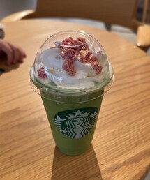 うさこのスウィーツ同盟会🍵🌸 | 新作のさくら咲く抹茶フラペチーノ ショート 昨日のランチ😋😆あっという間にペロリ😋(ラッピングキット)