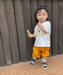 反対のはいポーズ🧏♂️また真顔😅 | その他