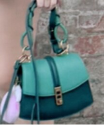 CHARLES & KEITH | ショルダーバッグ