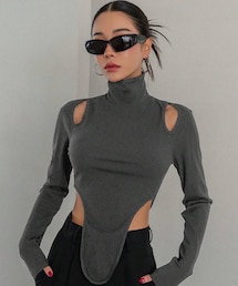 SHEIN | Dazy Designer 裾アシンメトリー ロングスリーブTシャツ si2310310508823352(Tシャツ/カットソー)