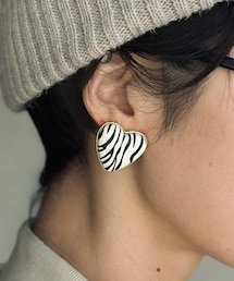 Kirakira accessory | ゼブラハートピアス(ピアス（両耳用）)
