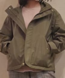 GU | マウンテンパーカー