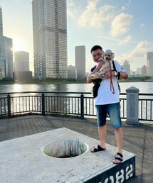 こう撮ってくれと注文した写真📷 | 太陽の映り込みと、一段登った所の側面のロゴも見せたかった✨(その他)