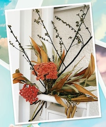 クリスマスのようなお正月のようなお花 | そこに刺してあるだけなのに素敵💐(フラワーベース)