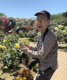 スマホのマクロ撮影が難しいと笑う父😂 | その他