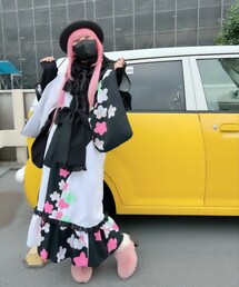 ピンクの髪が似合うひらいちゃん🩷 | ピンクの髪に合わせたふわふわのサンダル合わせも可愛い💗(CD)