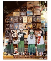 めぐるんるんありがとう💚💚💚💚 | スカート