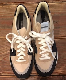 NOVESTA | トレイルランニング用。ソールの凸凹がかわいい💗(スニーカー)