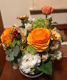 母のお誕生日にお花を送ってみたよ✨ | 実家で届いたのを見た✨勿論、細根さん作(ビューティーグッズ)