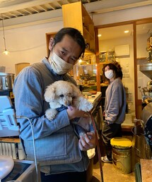 いつものカフェへ☕️ | チャコはみんなが大好き💗(レコード)