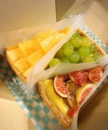 BDケーキ🍰 | キルフェボンのらいでんメロンのタルト🍈ハニーシードレスのタルト🍇多伎いちぢく出雲縁結びタルト(その他)