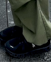 On | スニーカー