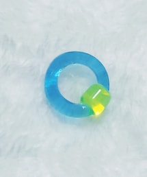 ROQUE | ボディピアス 6G アクリルキャプティブビーズリング(ピアス（片耳用）)
