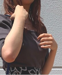 Te chichi | トップス