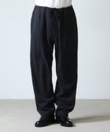 COMOLI | チノパンツ