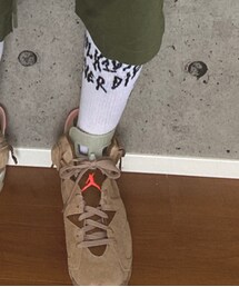 TRAVIS SCOTT | スニーカー