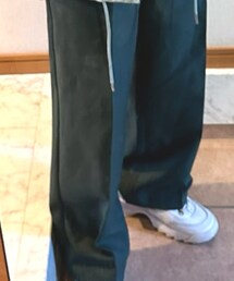 GU | スラックス