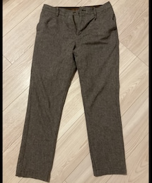 on the couch | スラックス