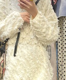 initial | タンクトップ