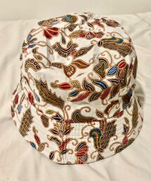 Lextari（SINGAPORE） | プラナカンデザイン(ハット)