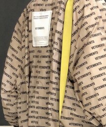 VETEMENTS | ナイロンジャケット