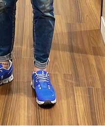 On | スニーカー