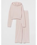 H&M(エイチ・アンド・エム)の「トップス(アンサンブル)」