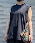 UNIQLO マメクロゴウチの「トップス(Tシャツ/カットソー)」