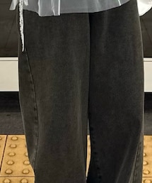 MOARE | デニムパンツ