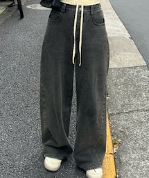 MOARE | デニムパンツ