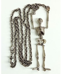 Vivienne Westwood | スカルモチーフだが 頭だけじゃなく全身というのが良い。骨盤がハート。骸骨は間接がユラユラして面白い。(ネックレス)