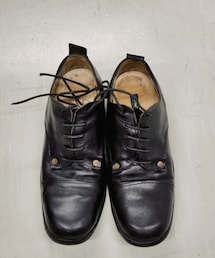 paul harnden | Paul Harnden ポールハーデン
Derby Shoe
爪先はヴィンテージスチール仕様
定価:約16万円神戸カインドで77000円 衝動買い(ドレスシューズ)