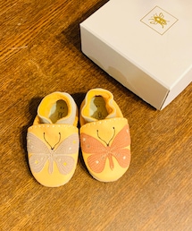 KUROSAWA | ベビーシューズ KUROSAWA ハチのマークの革製品(スリッポン)