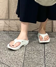 OOFOS | サンダル