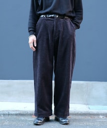 UNIVERSAL PRODUCTS | JUMBO CORDUROY NO TUCK WIDE TROUSERS(パンツ)