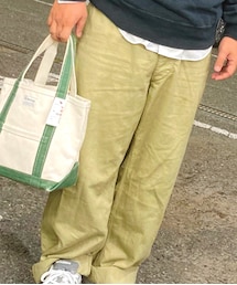 M52 | チノパンツ