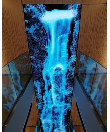 建物の中に滝がありました🤣 | その他