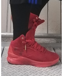 UNDER ARMOUR | スニーカー