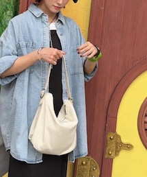 TOUT Y EST | バッグ