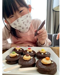 作ったよ💕 | チョコペンでお顔を描いてくれました✨(エプロン)