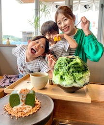 うさこのスウィーツ同盟会🐰 | SARAに「みんなでボーダー着よう！」って言われて🙈　　　　ボーダー親子🤣（パパもw）　　　　　　　　　　　　テリーヌに玄米が絶妙に美味しかった🌾😋(食器)