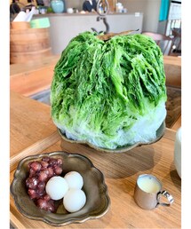うさこのスウィーツ同盟会💚 | 念願の濃厚抹茶かき氷🥹💚　　　　　　　　　　　　　渋みが強くお抹茶そのもの🍵✨(食器)