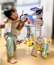 RENの工作 恐竜たち🦖🦕💨 | 保育園へ行くと毎日工作して持って帰ってくる😂 めちゃくちゃデカい🦖連れて帰り白目になる私😱(おもちゃ)