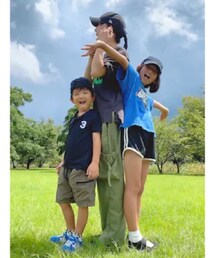 まぽゆとファミリー💖 | SLRのTシャツやアクセを買ってくれたゆかちゃん🥹💓子供達との素敵な写真📸(ラッピングキット)