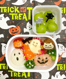 ハロウィン弁当Part ②👻💦 | 催促されて翌日もキャラ弁👻💦　　　　　　　　　　　2日目はちょっぴり手抜き🙄　　　　　　　　　　　　　1日目との違いわかりますかー？😂(お弁当箱)