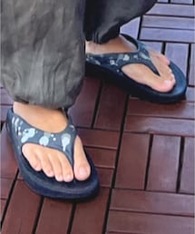 OOFOS | サンダル