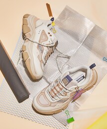 NERDY | NERDY / Graffiti (Beige)(スニーカー)